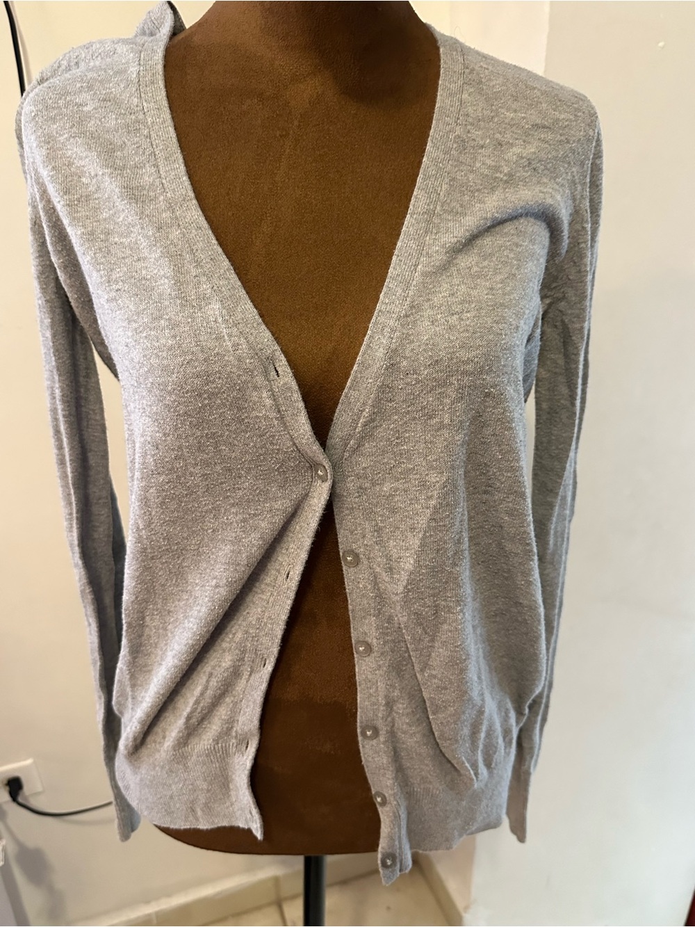 Old Navy Light Gray V-Neck Button Front Cardigan